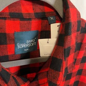Bruno men’s red plaid shirt size M